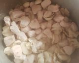 Gombás-tejszínes-baconos csirkemell recept fázis 2 fotója