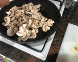 Foto del paso 2 de la receta: Tortilla de berenjena y champiñones