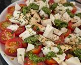 Une image de l'étape 2 de Fraîcheur d'Été aux Tomates Cerises et Mozzarella.
