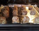 Foto del paso 4 de la receta: Albondigas especiadas en salsa de tomate con espárragos