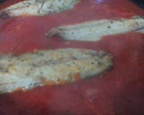 Foto del paso 3 de la receta: Chicharros con fritada en tomate🐟🍅