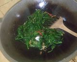 Foto langkah ke 4 dari resep Tumis daun leunca / lumay.