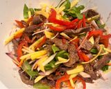 Hình bước làm 1 của món Gỏi bò bóp thấu chua ngọt, rất ngon và dễ làm vô cùng