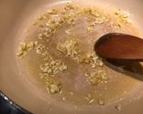 A picture of step 2 of Dandan noodles.