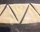Foto del paso 6 de la receta: Medialunas de manteca!!