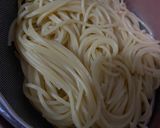 Foto langkah ke 2 dari resep Spaghetti Creamy Mushroom.