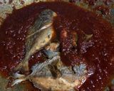 Gambar langkah 4 resipi Ikan Masak Sambal.