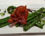 Foto del paso 2 de la receta Espárragos verdes a la plancha con jamón crujiente