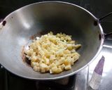 আলুর তরকারি (Alur torkari recipe in Bengali) রেসিপি ধাপ - 2 ছবি