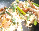 Foto del paso 5 de la receta: Revuelto de rebollones y ajetes tiernos