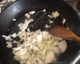 Foto del paso 2 de la receta: Tortilla de brócoli y pencas de acelga