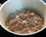 A picture of step 1 of Landslide Chili.