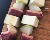 Une image de l'étape 2 de Brochettes de magret.