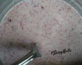 A picture of step 4 of Strawberry Basundi.