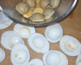 Foto del paso 3 de la receta: Huevos rellenos gratinados