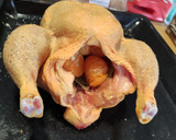 Foto del paso 2 de la receta: Pollo entero asado a la mandarina