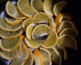 Foto del paso 1 de la receta: Torta proteica al revés de naranja y avena 🍊