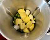 Foto del paso 2 de la receta: Crema de espárragos trigueros sin lactosa