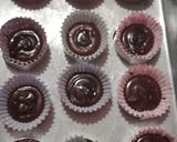 A picture of step 7 of Center filled chocolate cup cakes😋.