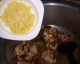A picture of step 3 of Chicken daal.