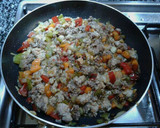Foto del paso 2 de la receta: Berenjenas rellenas de carne mixta y verduras