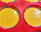 Foto del paso 7 de la receta: Magdalenas de zanahoria con mermelada de frutos rojos sin lactosa