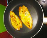 Foto langkah ke 3 dari resep Bruschetta Mushroom Cream versi Ambyar Kitchen.