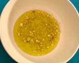 Foto del paso 4 de la receta: Mis tallarines de fin de mes (fileto y perejil)