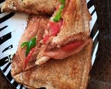 A picture of step 3 of Brown bread vegan sandwich 😋.