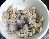 Hình bước làm 2 của món Canh chua nghêu sweet and sour clam soup
