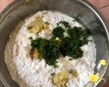 Foto langkah ke 1 dari resep Keripik Bawang Seledri.