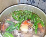 Foto langkah ke 4 dari resep Sop Janda versi tulang dengkul ayam SIMPLE dan ENAK.