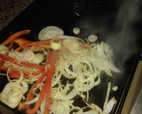 Foto del paso 2 de la receta: Lomo Xxl en pan de campo