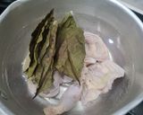Foto langkah ke 1 dari resep Oseng Bawang Hati Ayam.