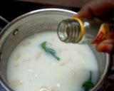 A picture of step 8 of Kolak singkong mutiara.