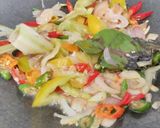 Foto langkah ke 3 dari resep Tumis Cumi Asin.