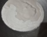 Foto langkah ke 2 dari resep 197. Minyak kelapa + blondo/galendo.