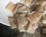 Foto del paso 4 de la receta Fideuà de rape, calamares y gambones