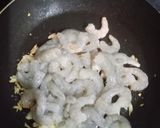 Foto langkah ke 3 dari resep Udang Lada Hitam.