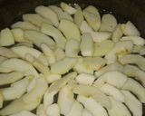 Foto del paso 2 de la receta: Torta de manzanas invertida