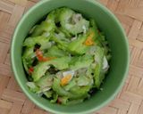 Foto langkah ke 5 dari resep Tumis Pare Simple.