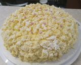 Foto del passaggio 9 della ricetta Torta mimosa alle fragole