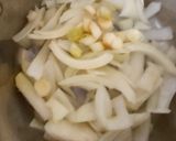 A picture of step 3 of Japanese Onion Soup 🥰.