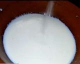 A picture of step 4 of Milky Chocolate Cocoa Rice Ball.