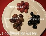 Foto del paso 8 de la receta Ensalada de pimientos asados, con aceitunas en aceite