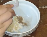 A picture of step 3 of Mayo garlic dip.