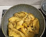 Foto langkah ke 5 dari resep Ayam goreng lengkuas.