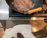 A picture of step 9 of Beijing Beef.