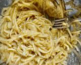 Foto del paso 3 de la receta: Gofre de patata y queso con salmón marinado casero y huevo poché