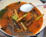 Foto langkah ke 5 dari resep Ikan Pindang Bumbu Daun Bawang.